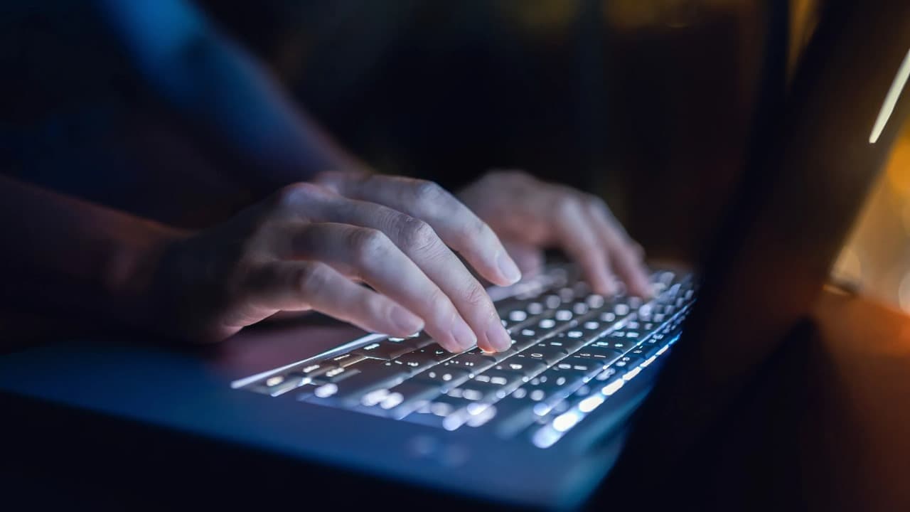 Boost Your Hiring Speed with HiresQuick’s Free Job Post Feature