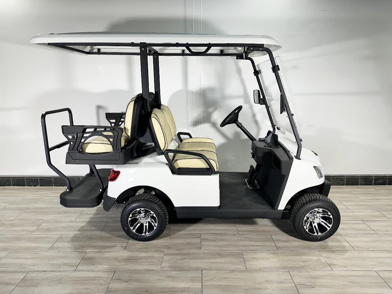 Top Golf Cart Customization Options for Style, Performance &amp; Street Use