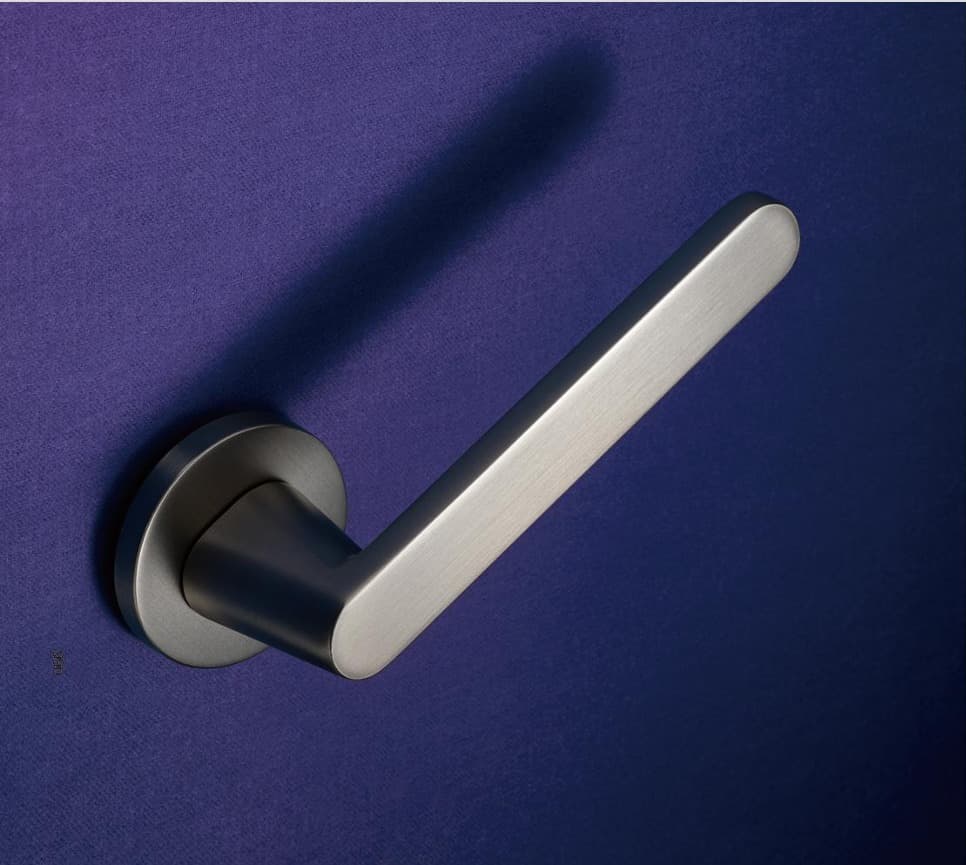 Brass, Porcelain &amp; Glass Door Knobs – Only at Door Handle Company