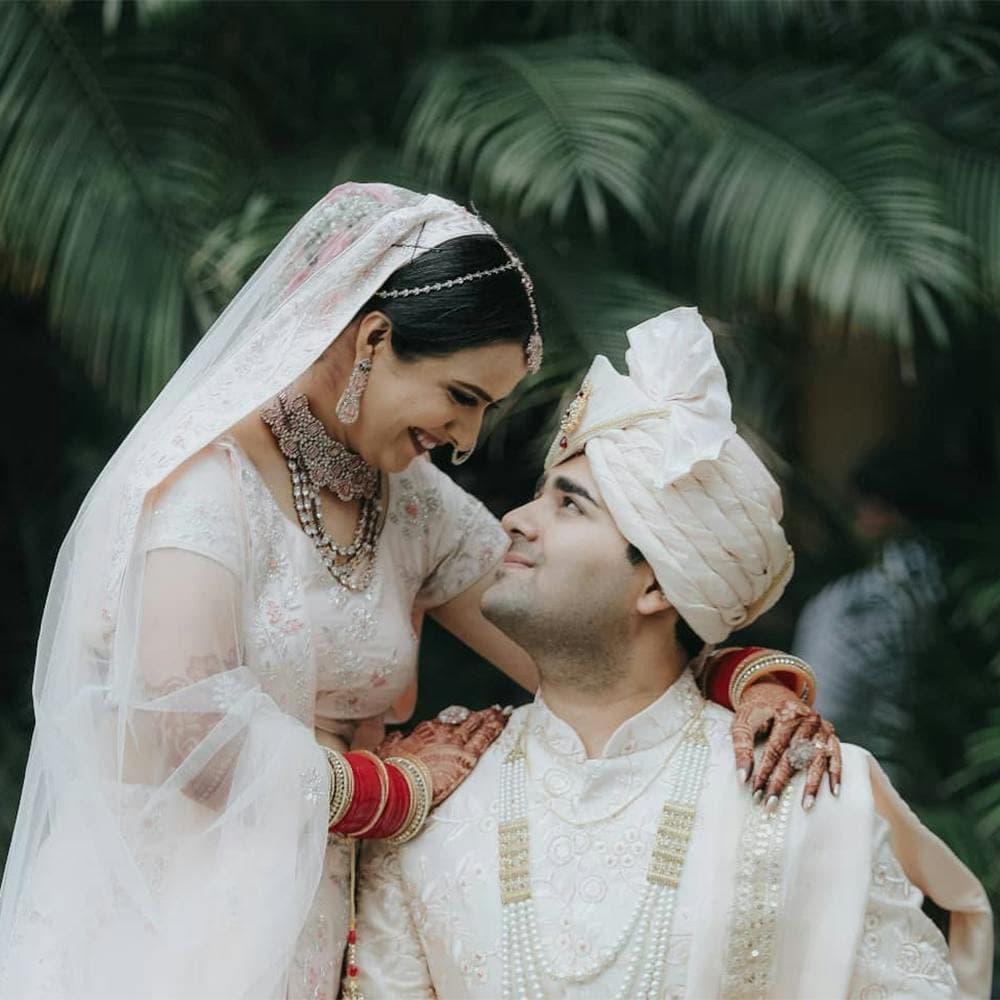 Light &amp; Airy Photography for Timeless Wedding Moments