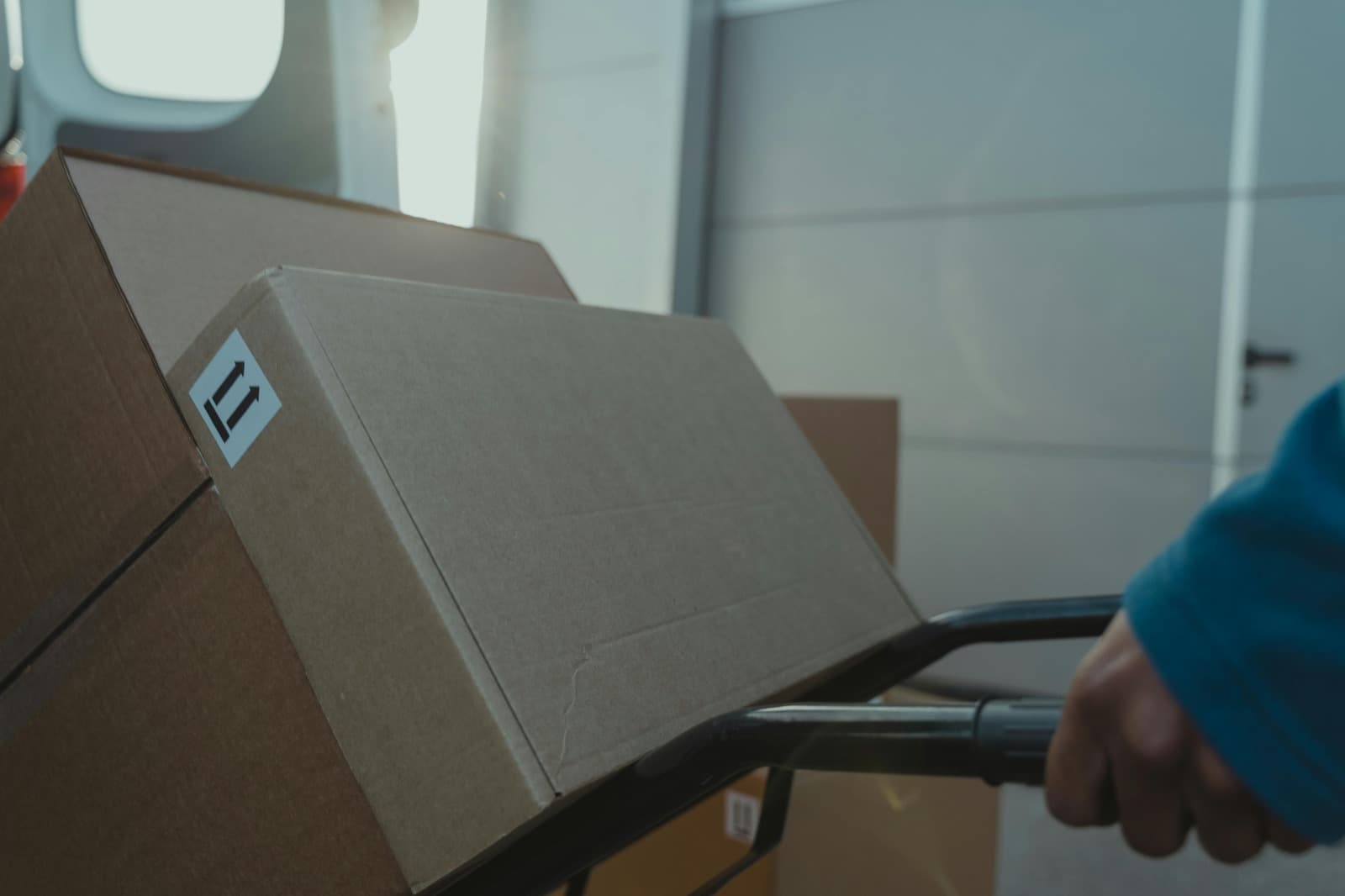 Calgary Movers with Modern Equipment and Trained Staff