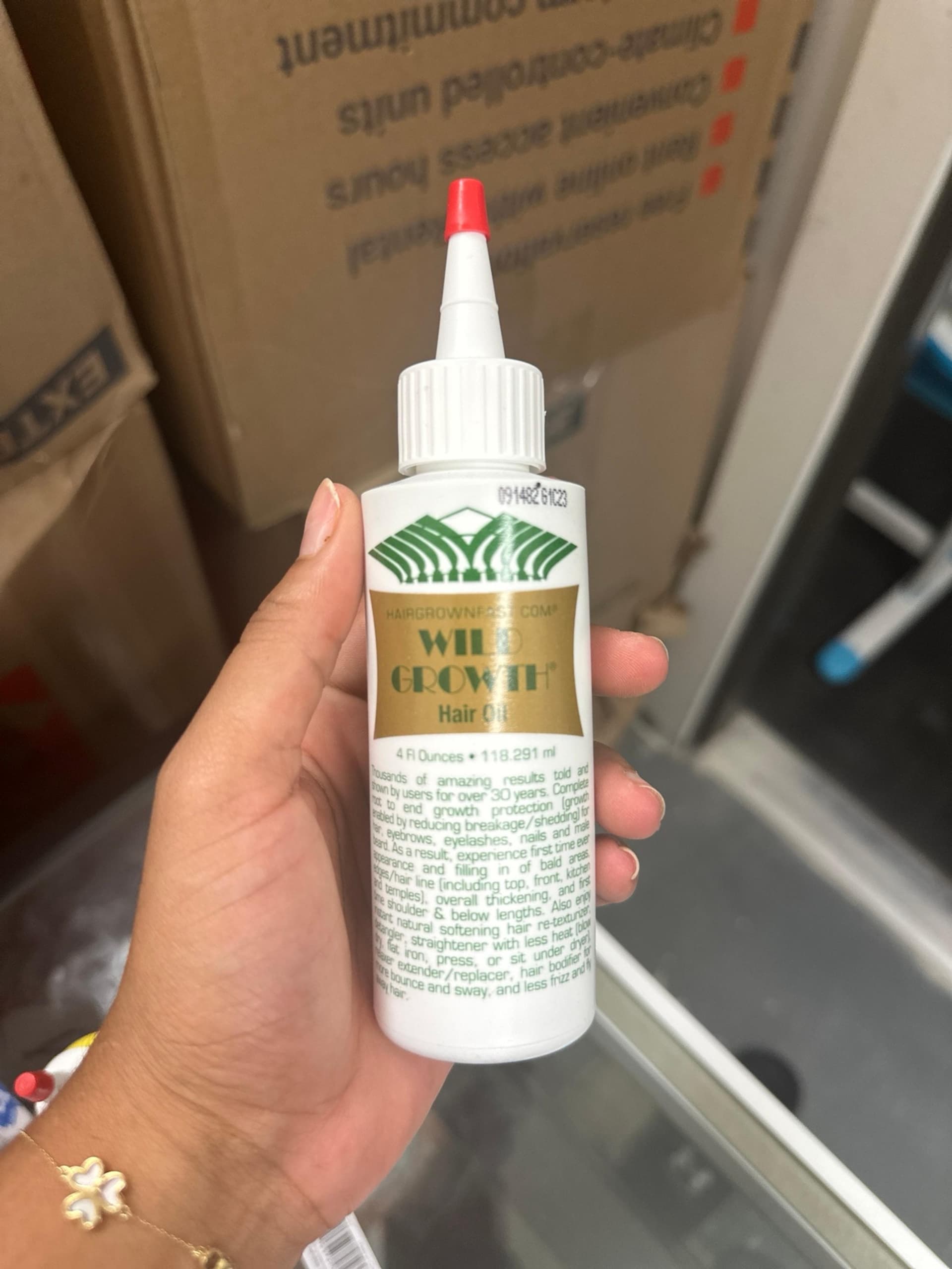 Using Wild Growth Hair Oil for Hair Growth and Regrowth
