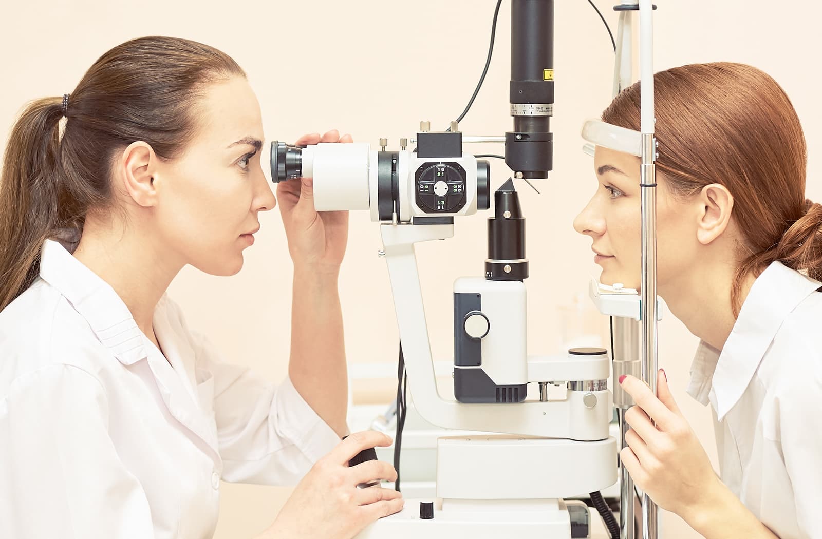 Top Eye Doctor in Springdale, Arkansas – Radiant Eye Care