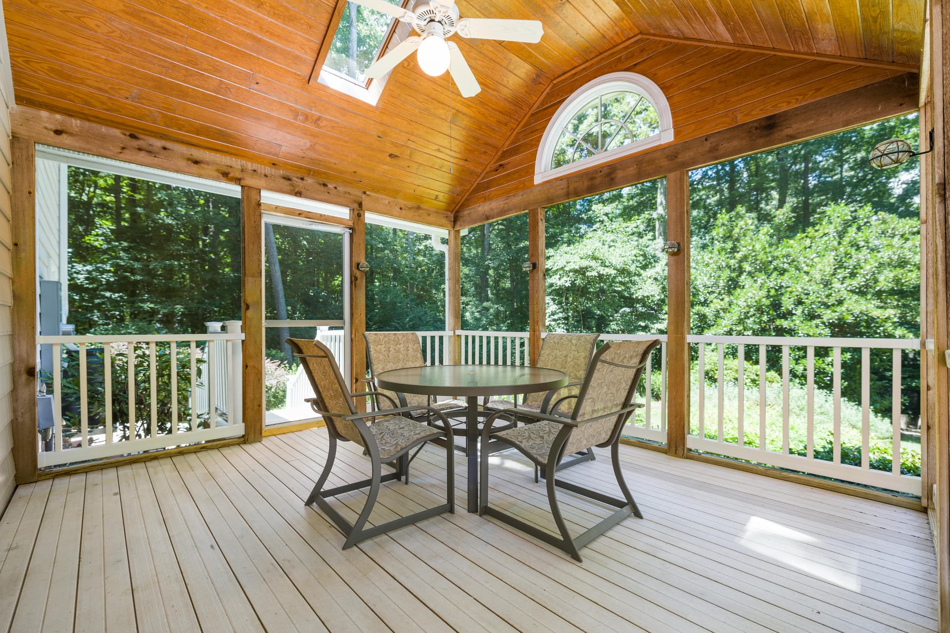 Benefits of Adding a Sunroom Addition to Your Home