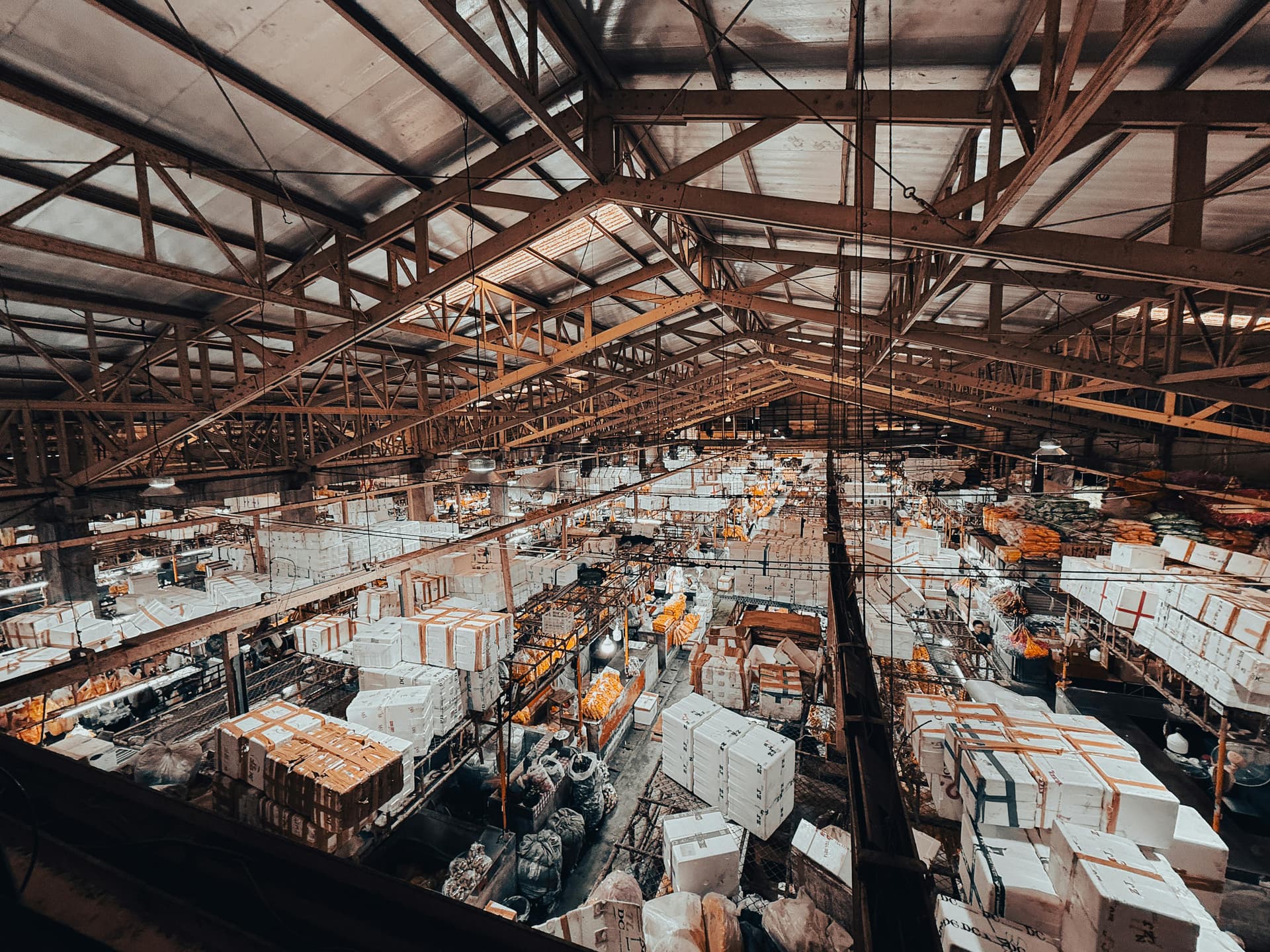 Transform Your Logistics with Warehousing Experts on WareMatch