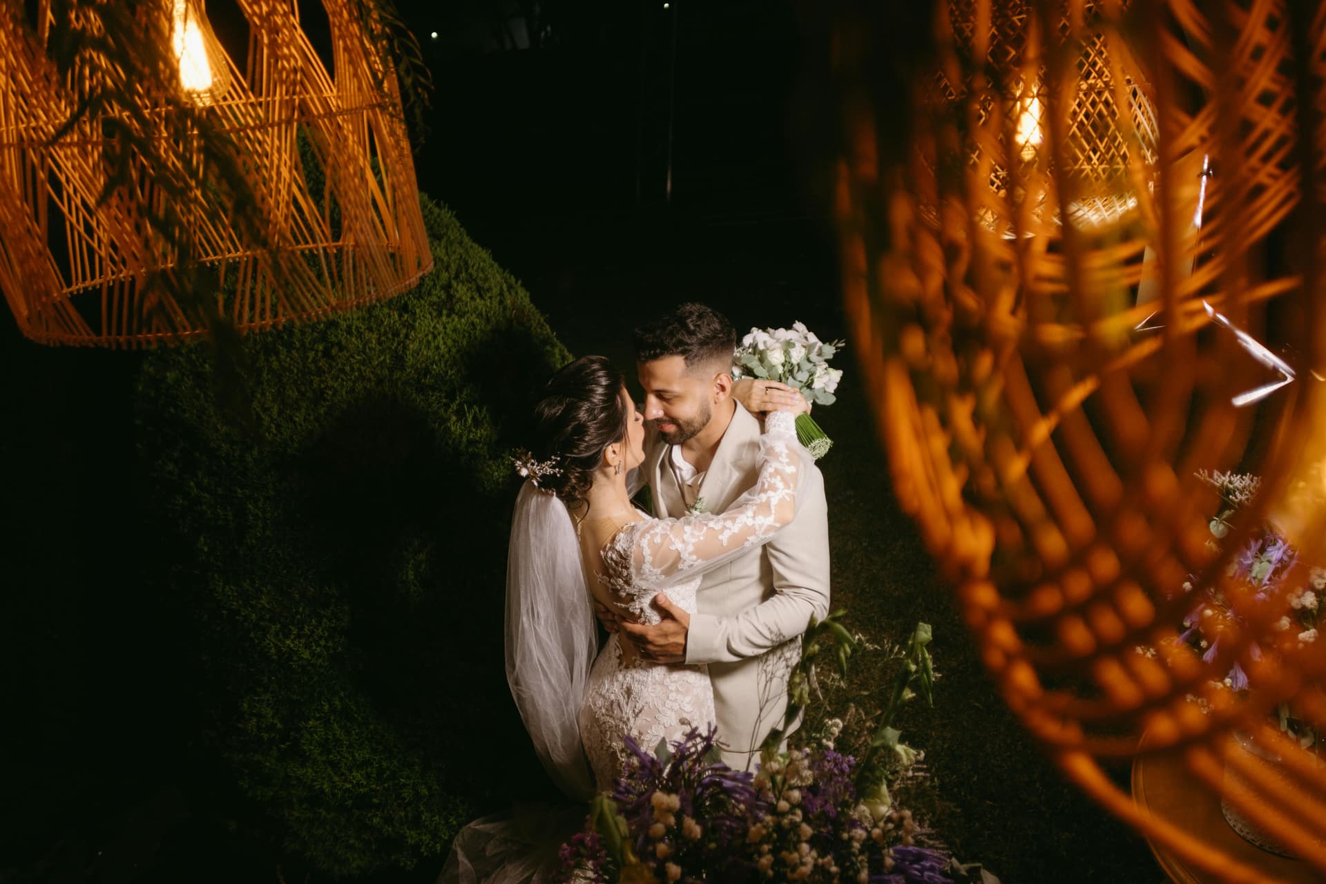 Wedding Photographer Dedicated to Beautiful, Meaningful Photos | Rizing Falcon Photography
