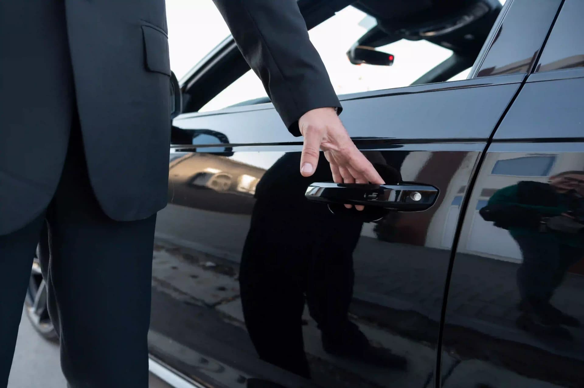 Fast &amp; Reliable: Top 5 Transfer Vancouver Airport to Downtown Options