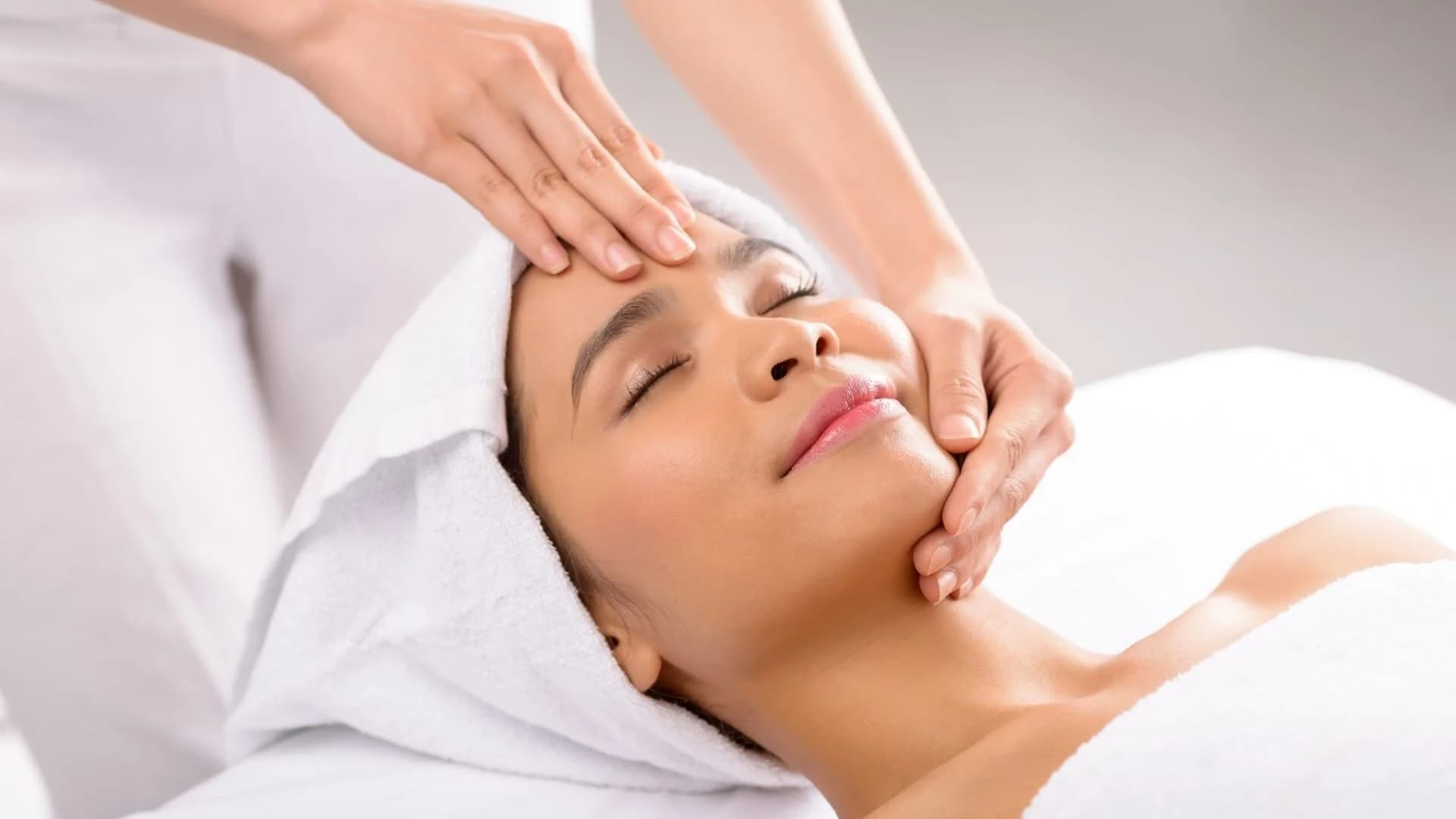 Namaste Beauty – Dein Partner für Gesichtsbehandlungen Moers