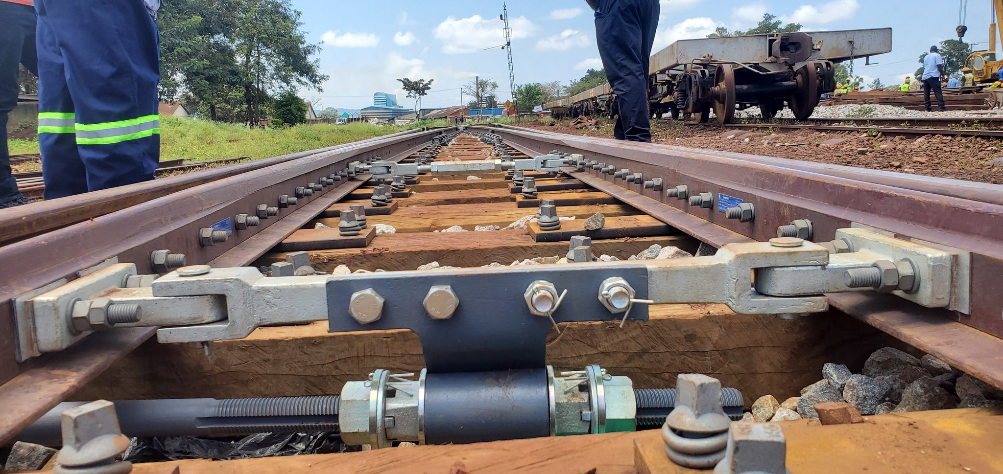 Rapid Response: Comprehensive Emergency Railroad Repair Services for Critical Situations