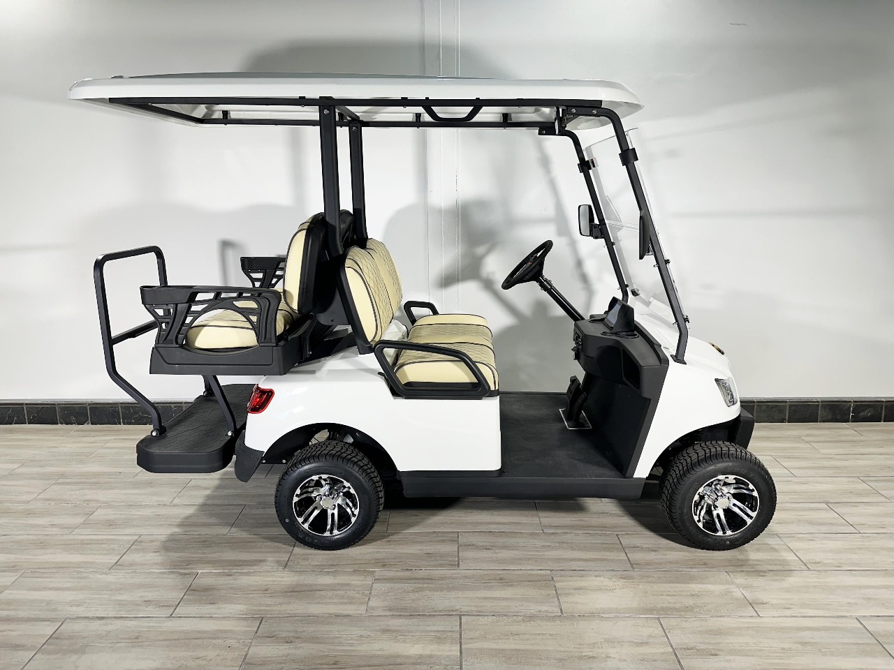 Top Golf Cart Customization Options for Style, Performance &amp; Street Use