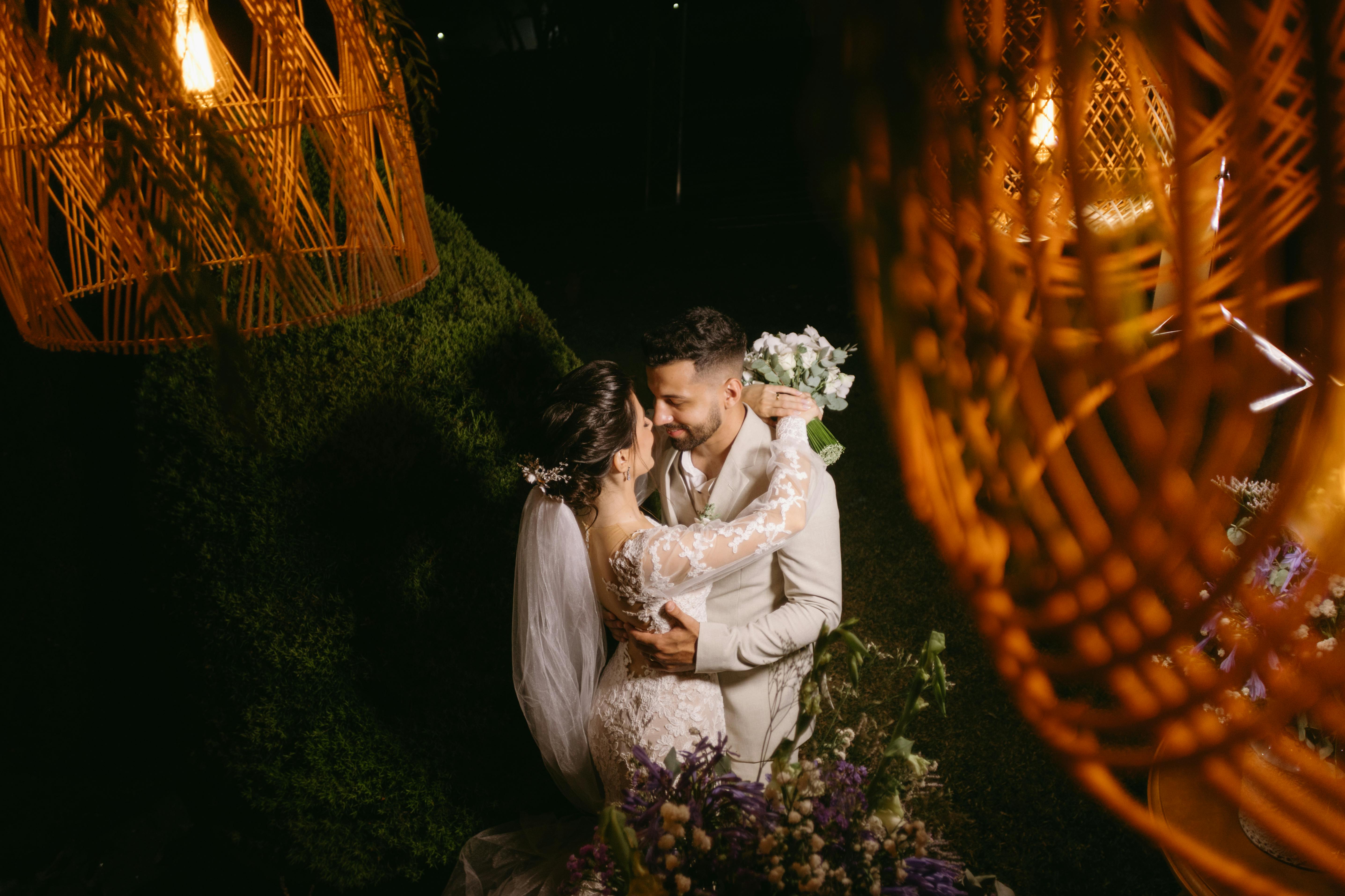 Wedding Photographer Dedicated to Beautiful, Meaningful Photos | Rizing Falcon Photography