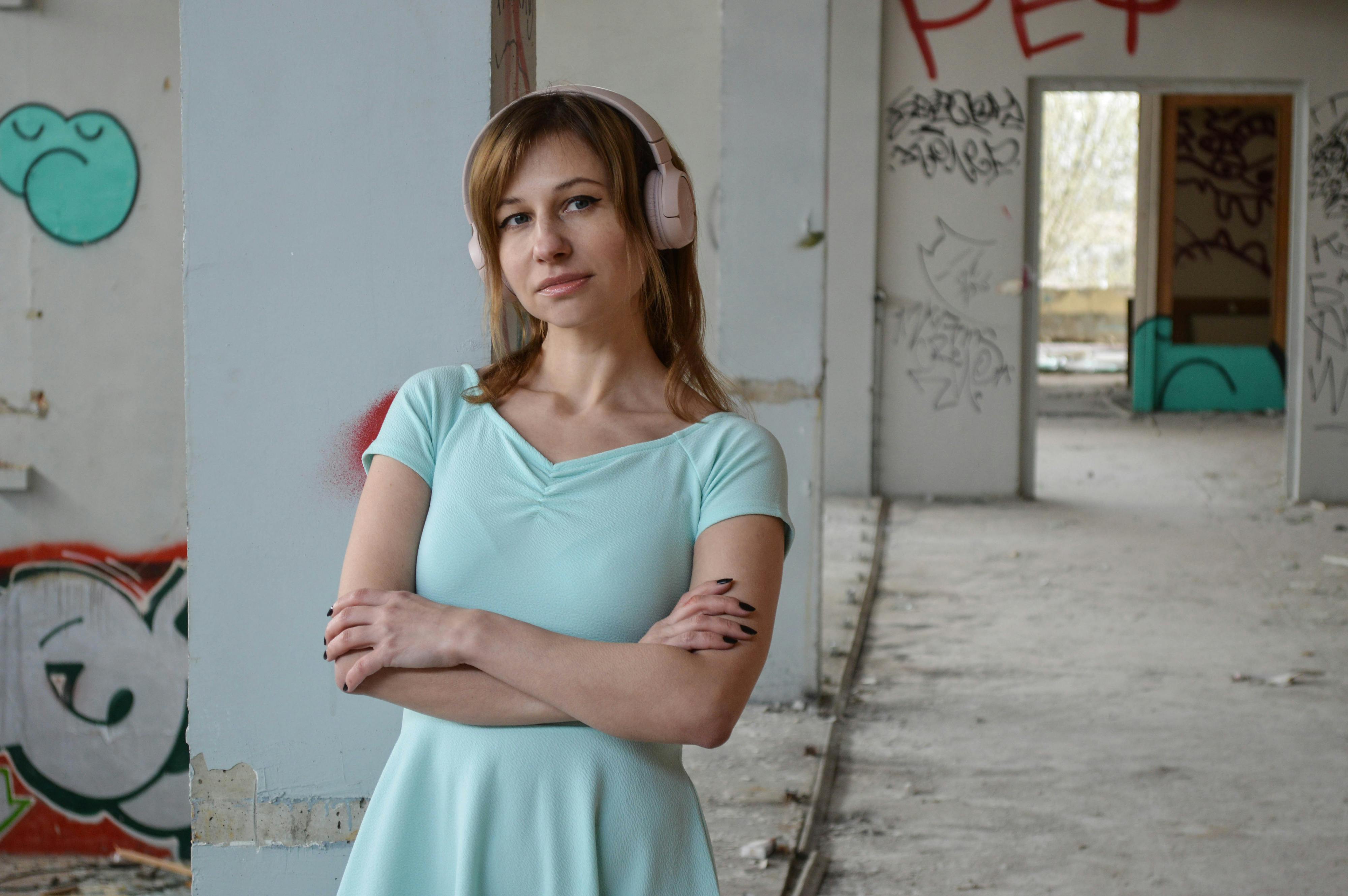 Paris mp3 download with High Quality Audio
